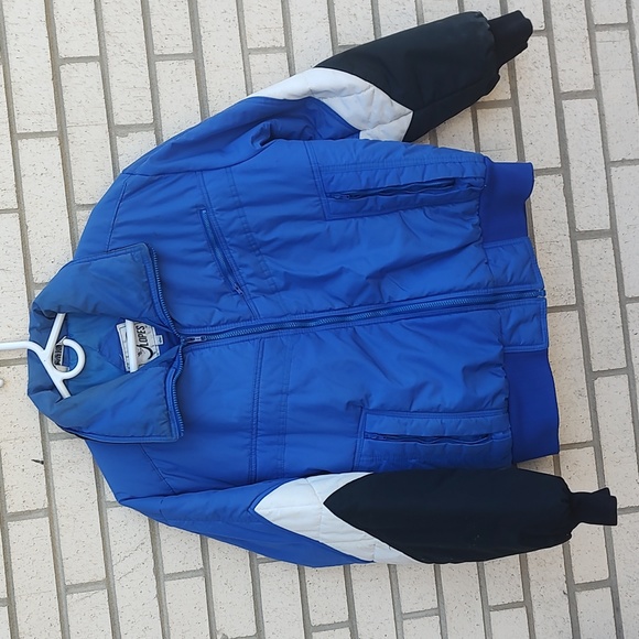 Blue Coat (Mens) - Picture 6 of 9